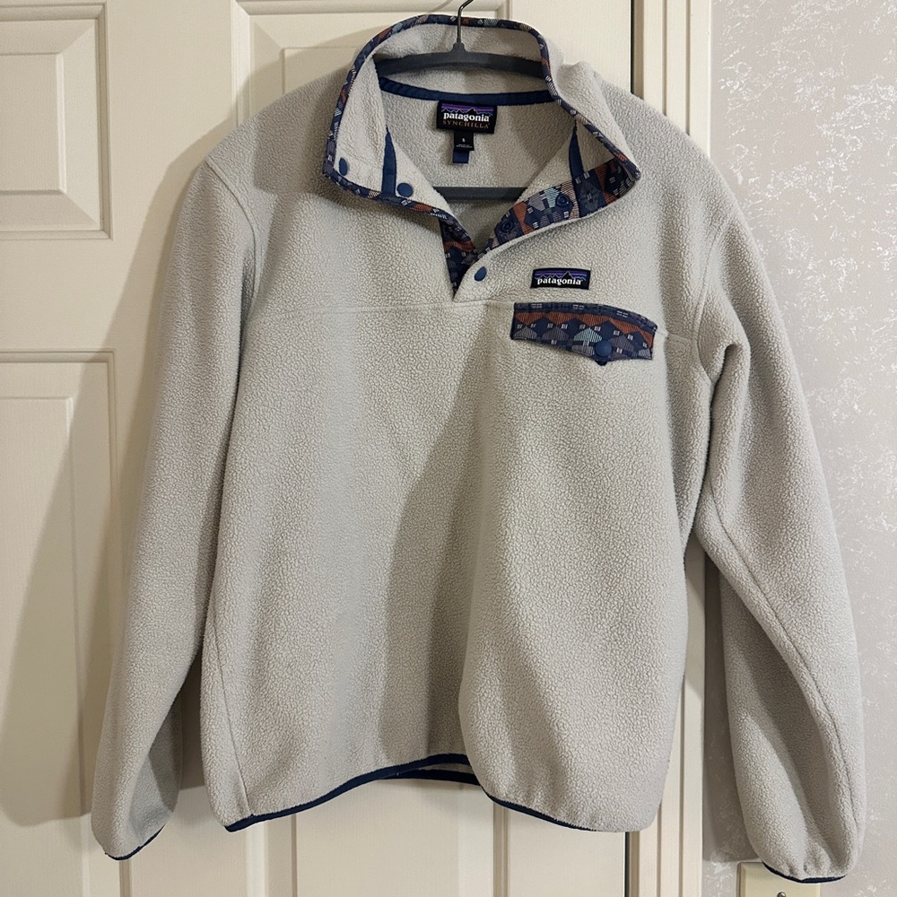 Patagonia Off White Synchilla Fleece Pullover